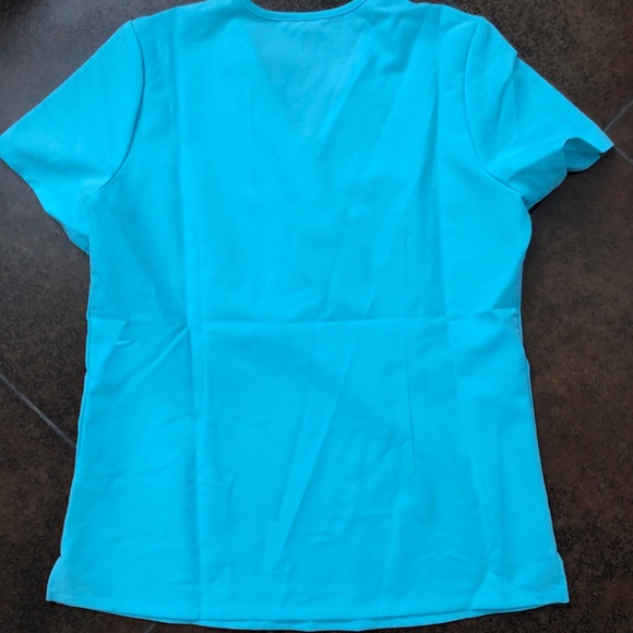 FIGS Scrub Set- Neon Blue - Picture 5 of 5